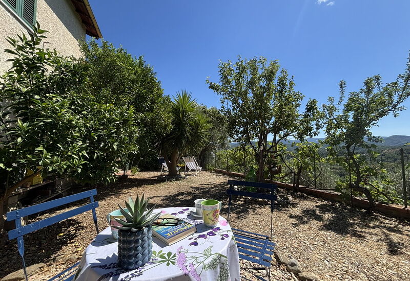 Il Fienile, Garden and Peacefull View: Autunno, Estate, Giardino, Primavera