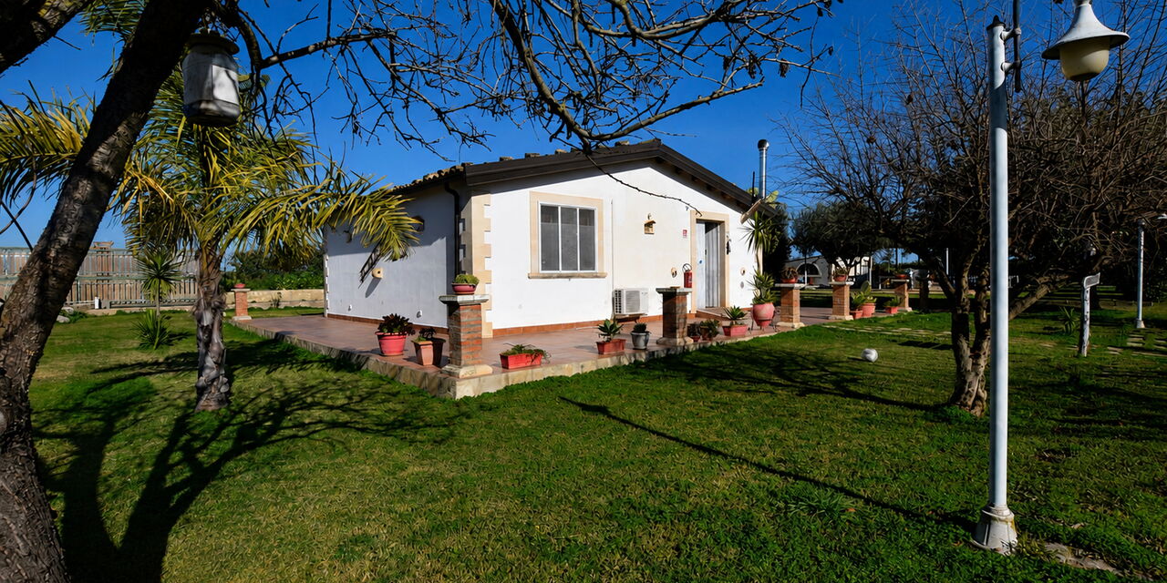 Villa Gertrude: Frühling, Garten, Herbst, Sommer