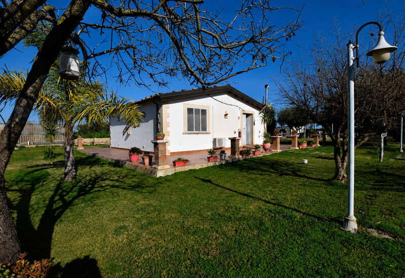 Villa Gertrude: Frühling, Garten, Herbst, Sommer