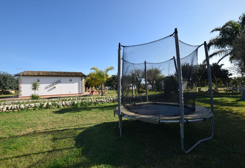 Villa Gertrude: Frühling, Garten, Herbst, Sommer