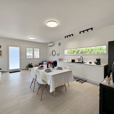 Villa la Vigne: Esszimmer, Frühling, Herbst, Küche, Sommer, Wohnzimmer