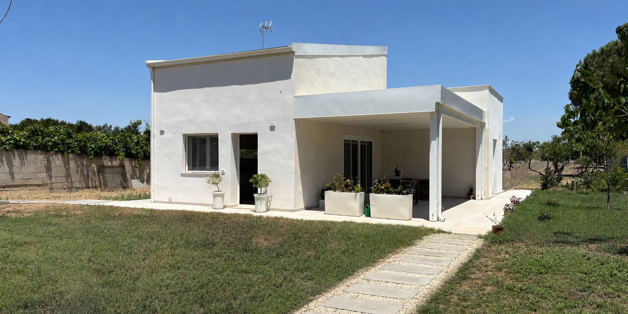 Villa la Vigne: Balkon / Terrasse / Patio, Frühling, Garten, Herbst, Sommer
