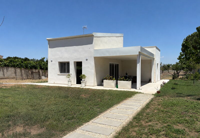 Villa la Vigne: Balkon / Terrasse / Patio, Frühling, Garten, Herbst, Sommer