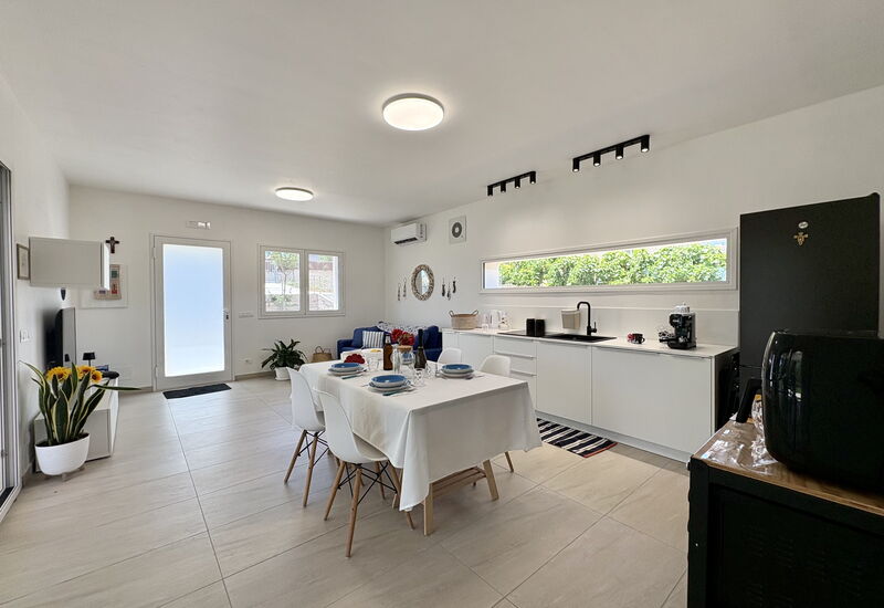 Villa la Vigne: Esszimmer, Frühling, Herbst, Küche, Sommer, Wohnzimmer