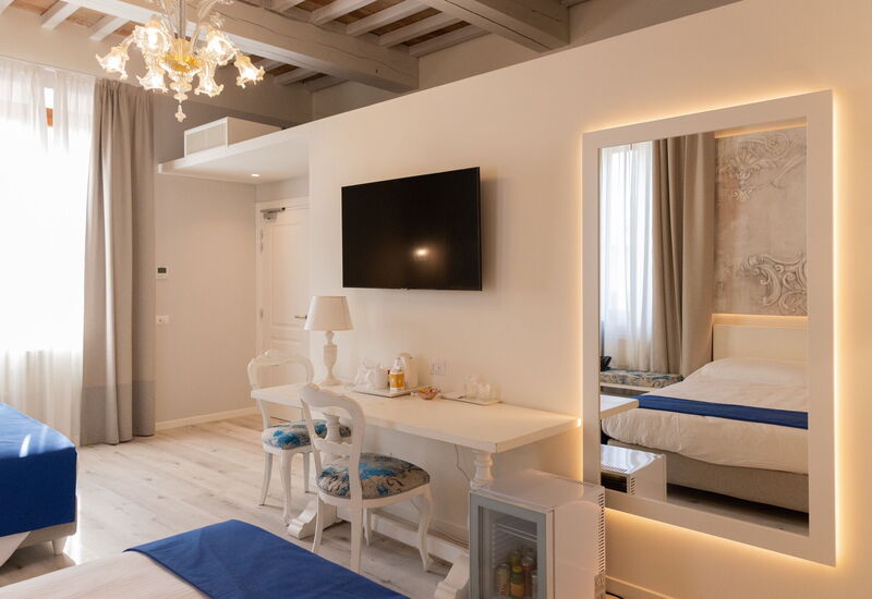 Villa Mirandola: Autumn, Bedroom, Spring, Summer