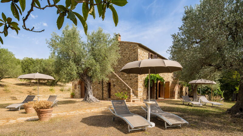 Casale le Lupe Apartments: Frühling, Herbst, Sommer
