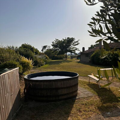 Casa Stalletta, Hot Tub, Bolgheri: Autumn, Spring, Summer