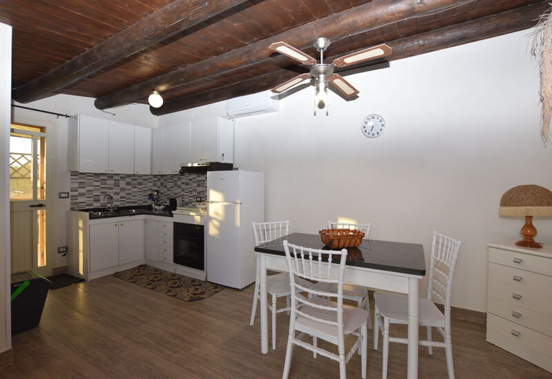 Il Cigno Reale White: Autumn, Kitchen, Living Room, Spring, Summer