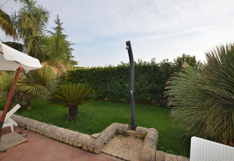Il Cigno Reale White: Autumn, Garden, Spring, Summer