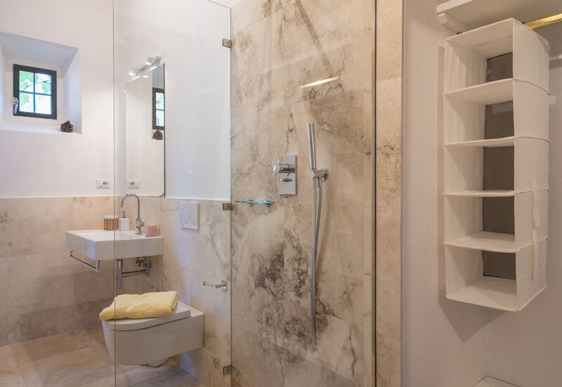 Casa 360 Private Suite: Autumn, Bathroom, Spring, Summer, Winter