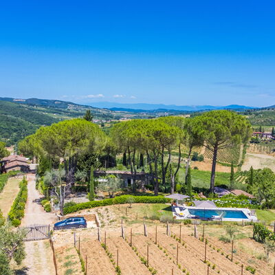 L'Aia: Activities, Autumn, Building Exterior, People, Pool, Scenic View, Spring, Summer