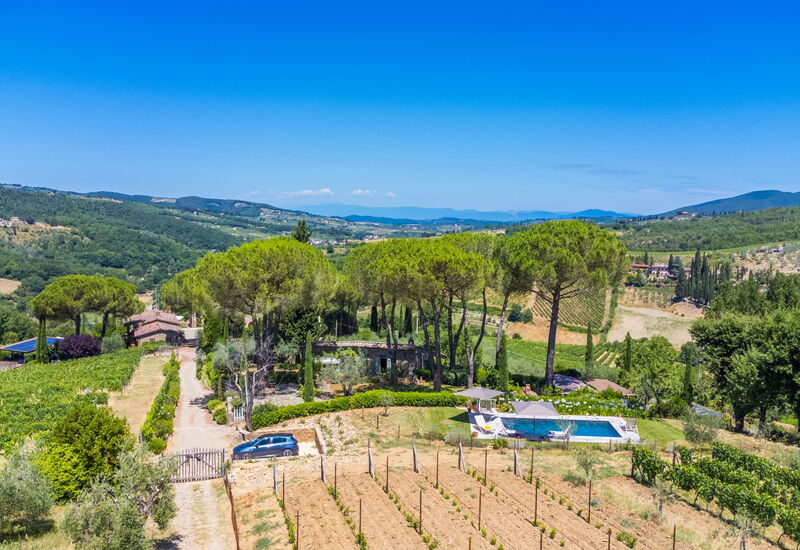 L'Aia: Activities, Autumn, Building Exterior, People, Pool, Scenic View, Spring, Summer