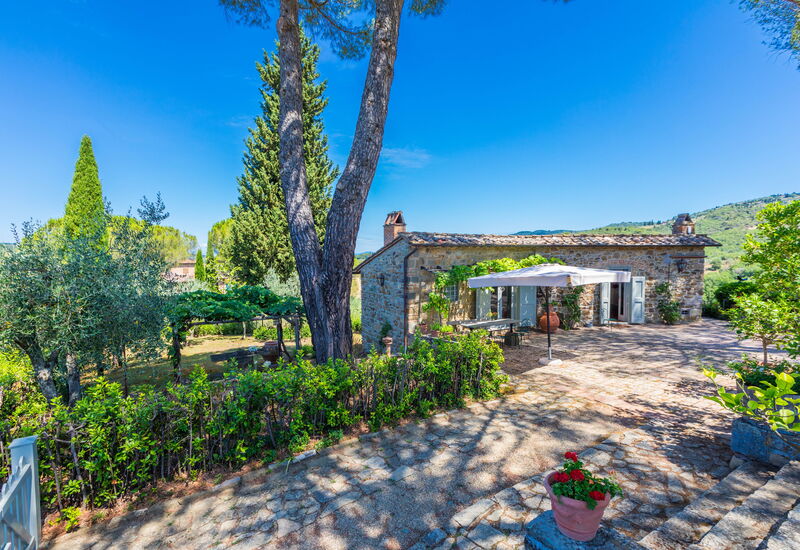 L'Aia Belvedere: Activities, Autumn, Building Exterior, Garden, Outdoor, Spring, Summer, Winter