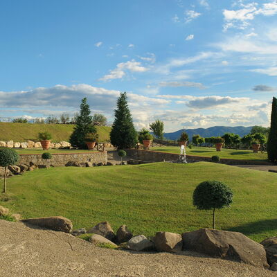 La Piazza Di San Donato: la-piazza-di-san-donato-reggello-multiproprieta-esterni