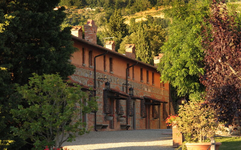 La Piazza Di San Donato - Alloggio:&nbsp;Piazza 2 Bilo: la-piazza-di-san-donato-reggello-multiproprieta-piazza-2-bilo-esterni