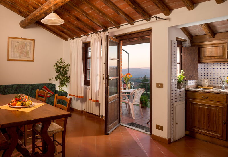 La Piazza Di San Donato: la-piazza-di-san-donato-reggello-multiproprieta-piazza-1-bilo-cucina