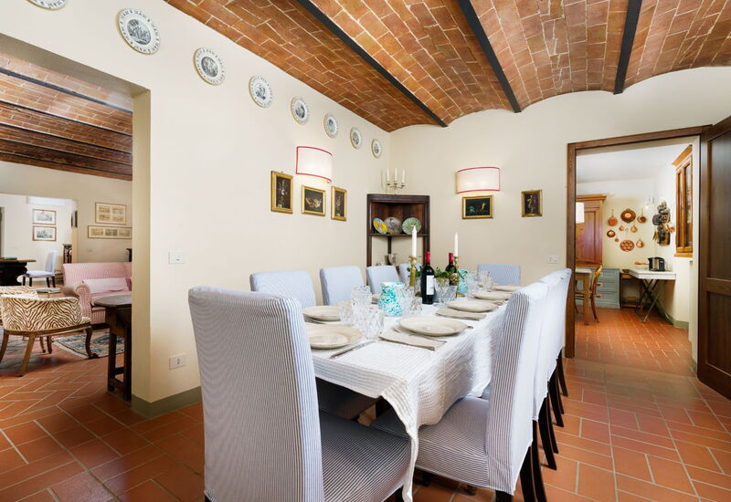 Villa Monte, Bolgheri: Autumn, Dining Room, Spring, Summer