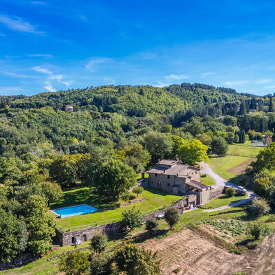 Casale Il Poggio: Aktivitäten, Außen, Draussen, Frühling, Garten, Herbst, Schwimmbad, Sommer