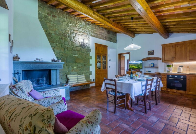 Casale Il Poggio: Autumn, Dining Room, Kitchen, Living Room, Spring, Summer