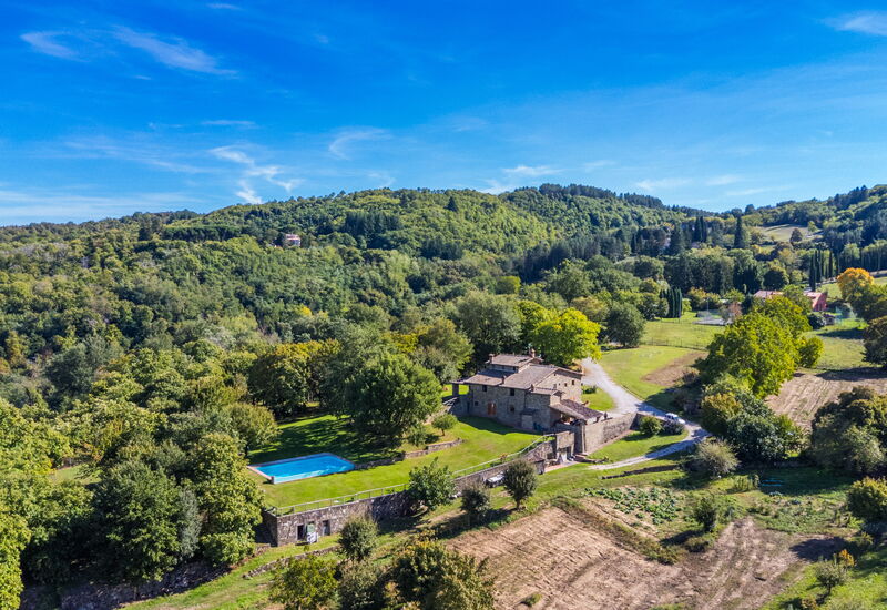 Casale Il Poggio: Activities, Autumn, Building Exterior, Garden, Outdoor, Pool, Spring, Summer