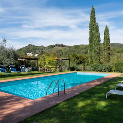 Borgo le Mura: all'aperto, Attività, Autunno, Estate, Esterni, Giardino, Piscina, Primavera