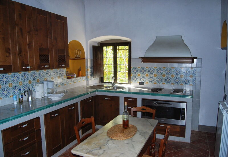 Villa Gayo: Kitchen