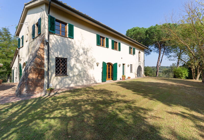 Podere Le Capannucce: Building Exterior