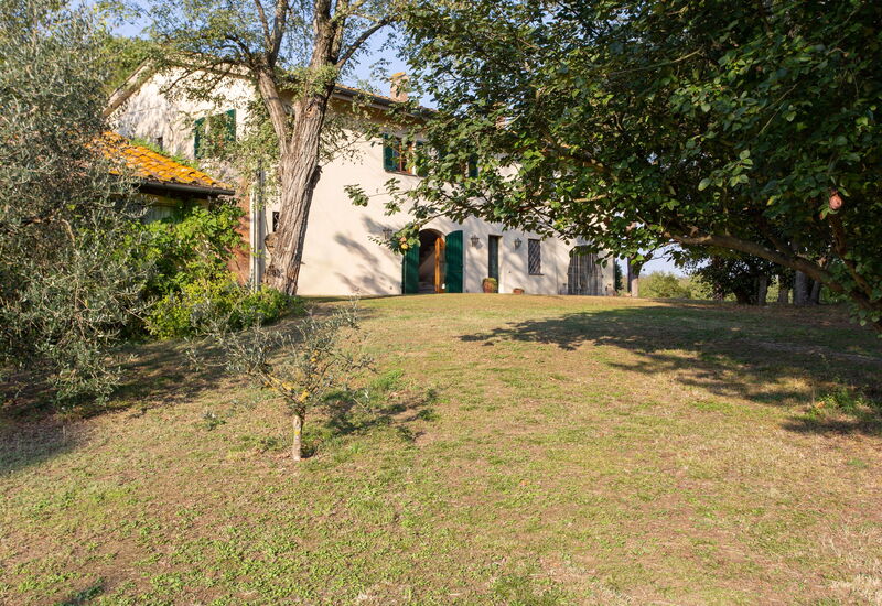 Podere Le Capannucce: Building Exterior