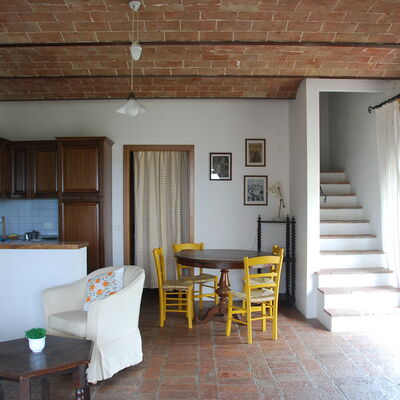 Agriturismo Cabbiavoli - Unterkunft:&nbsp;Fienile Arancione - Pero: agriturismo-cabbiavoli-chianti-multiproperty-fienile-arancione-pero-living-room