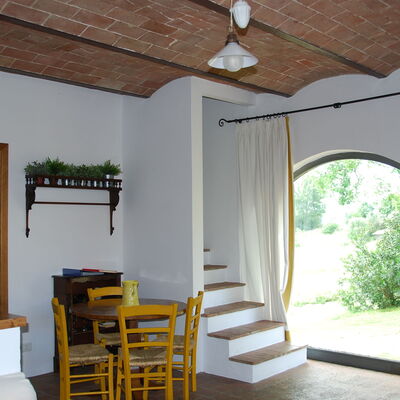 Agriturismo Cabbiavoli - Unterkunft:&nbsp;Fienile Arancione - Pero: agriturismo-cabbiavoli-chianti-multiproperty-fienile-arancione-pero-living-room