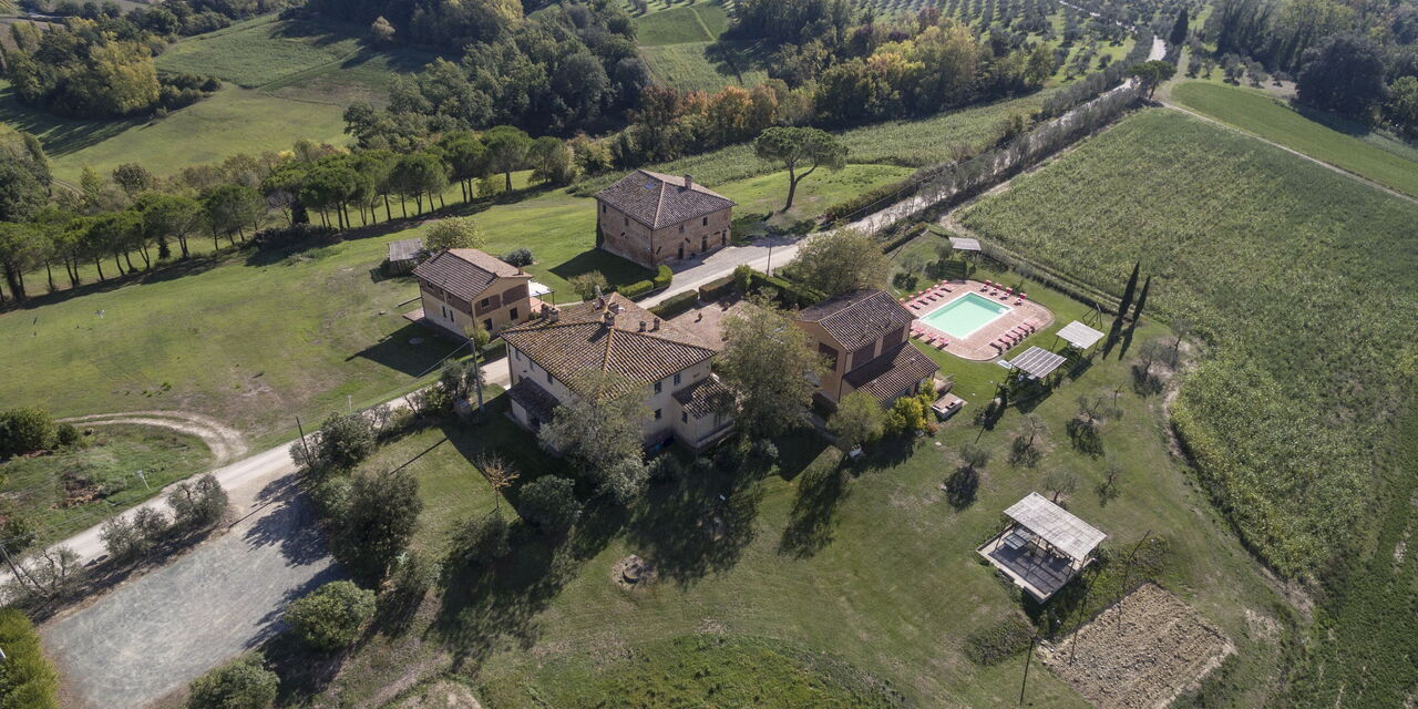 Agriturismo Cabbiavoli: agriturismo-cabbiavoli-chianti-multiproperty-panoramic