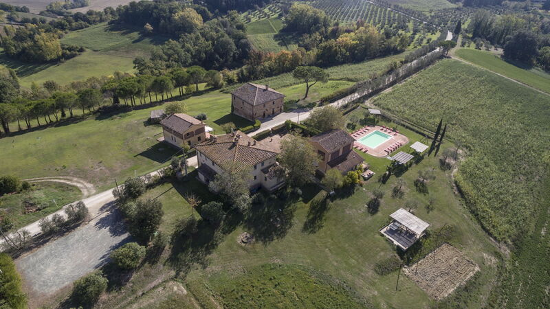 Agriturismo Cabbiavoli: agriturismo-cabbiavoli-chianti-multiproperty-panoramic