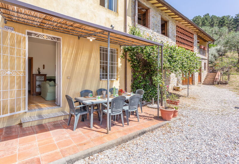 Villa Dante: Balcony / Terrace / Patio