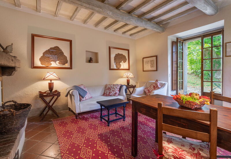 Casa Di Lilli: Autumn, Kitchen, Living Room, Spring, Summer