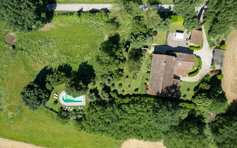 La Forra: Ansichten, Außen, Draussen