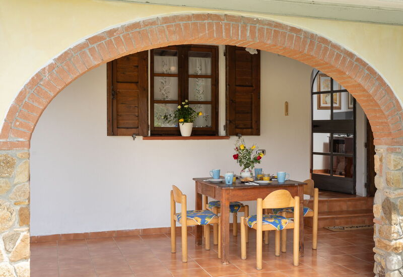 Villa i Cipressi: Balcony / Terrace / Patio, Building Exterior, Main Entrance, Summer