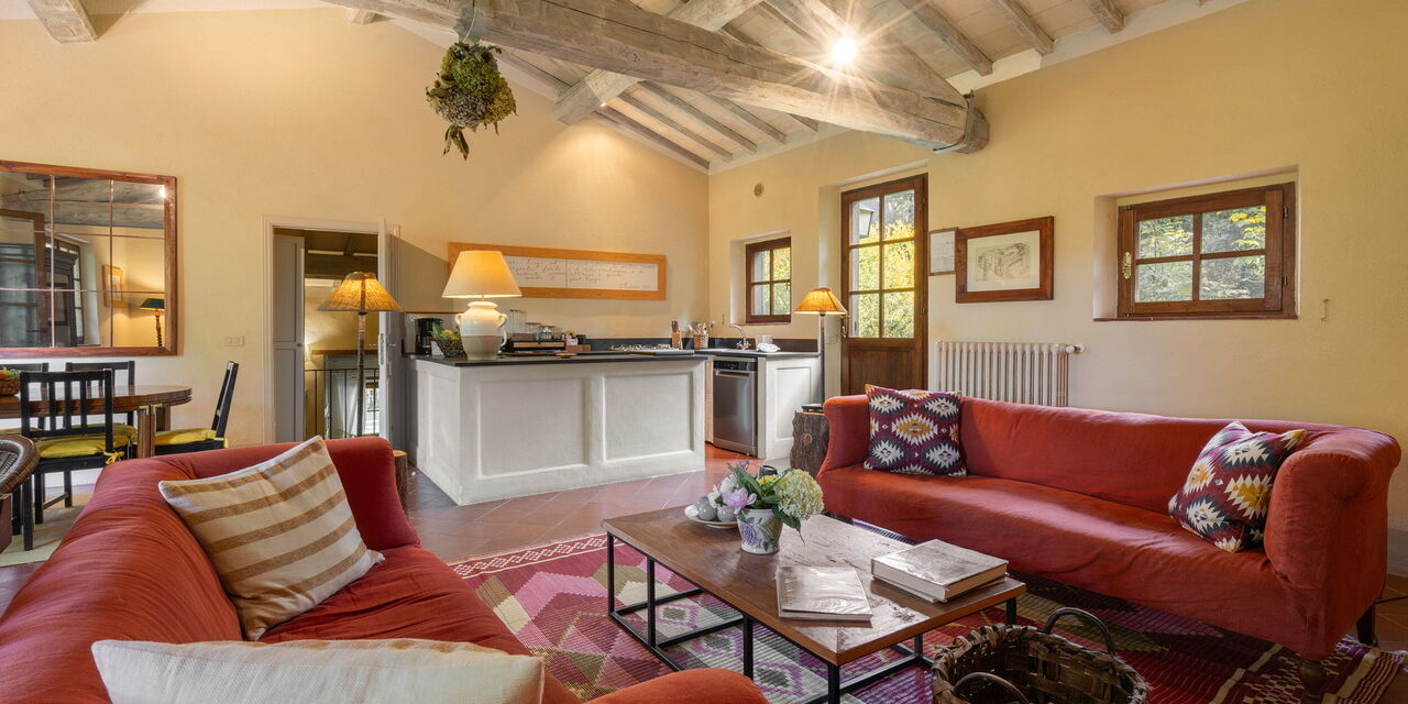 Casa Dell'ambasciatore: Frühling, Herbst, Küche, Sommer, Wohnzimmer