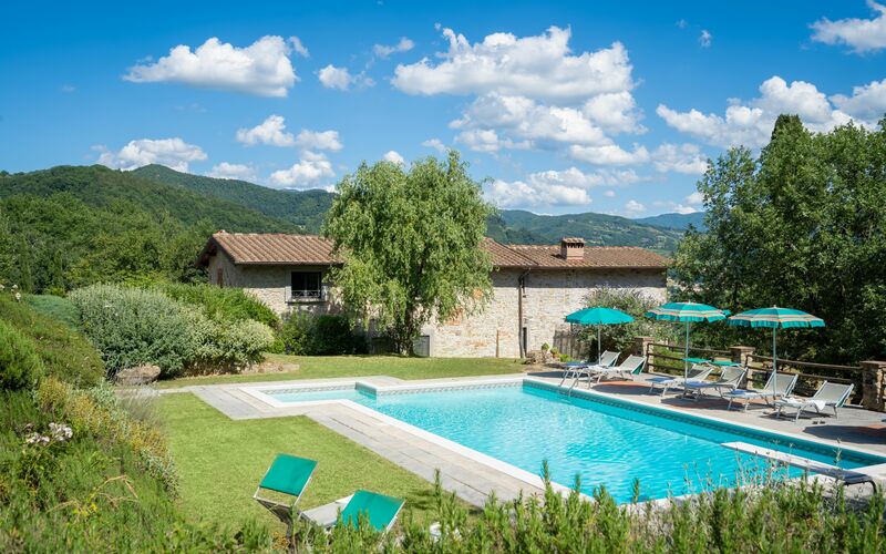 Podere Schignano: Building Exterior, Pool