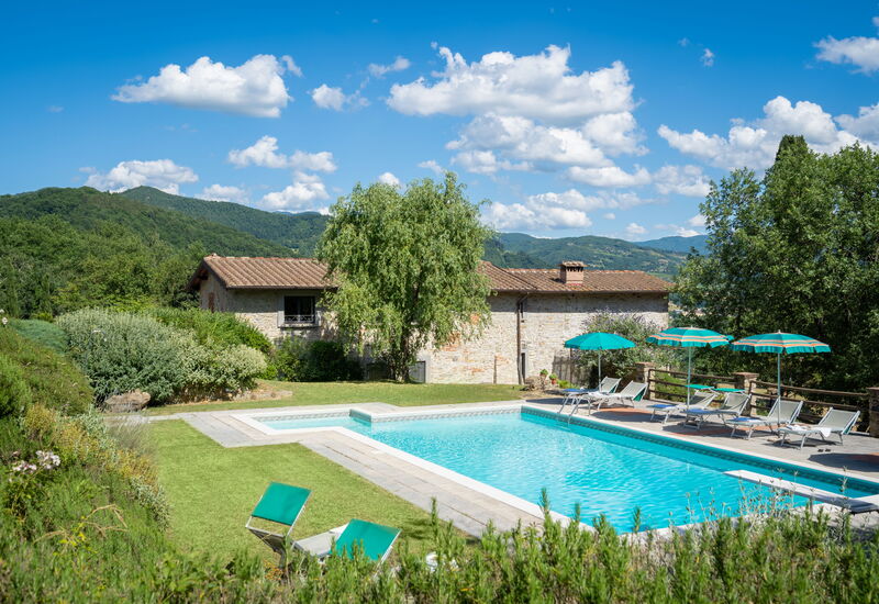 Podere Schignano: Building Exterior, Pool