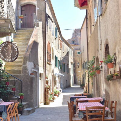 Al Castello Da Alice: Scenic View