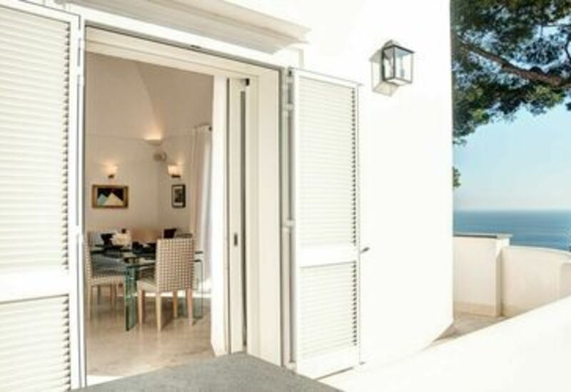 Villa Marina Little Beach: villa-marina-little-beach-capri-villa-balcony