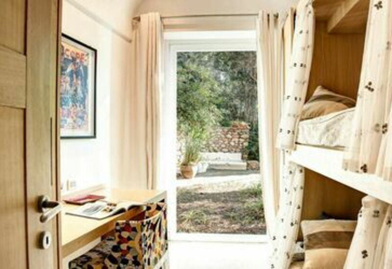 Villa Marina Little Beach: villa-marina-little-beach-capri-villa-bedroom