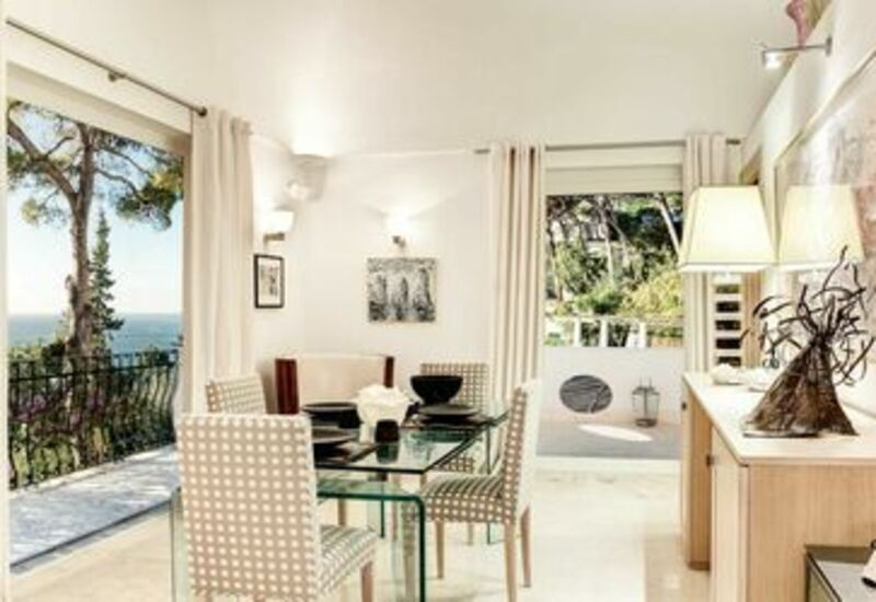 Villa Marina Little Beach: villa-marina-little-beach-capri-villa-dining-room