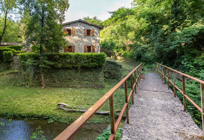 La Ripresa: Building Exterior