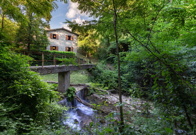 La Ripresa: Building Exterior