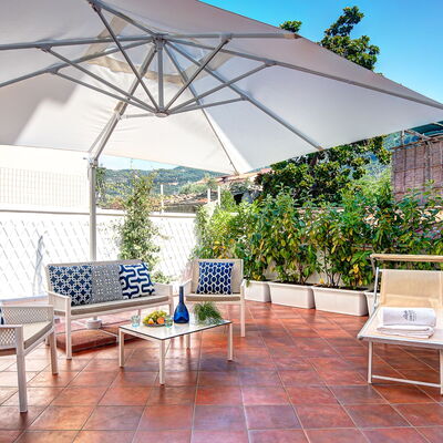 Gazebo Terrace Apartment: gazebo-terrace-apartment-sorrento-apartment-terrace