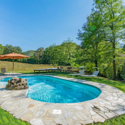 Villa Il Poggiolo: Schwimmbad