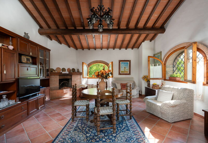 Casa Baco: Living Room, Summer