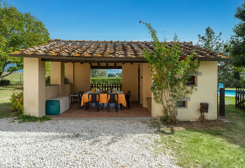 Podere Collina: Building Exterior