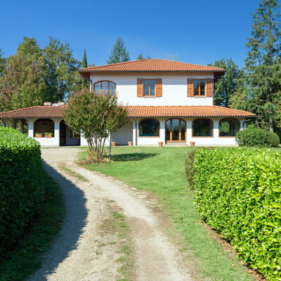 Villa Il Colle: Building Exterior